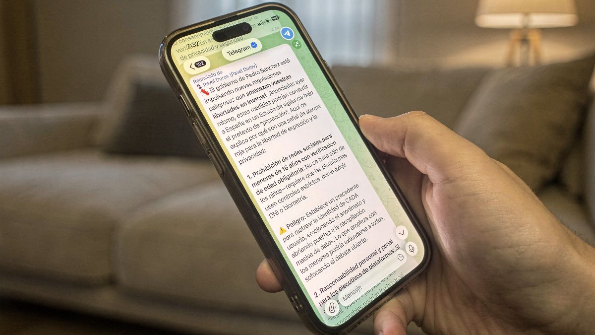 Telegram launches a harsh message against the measure of Pedro Sánchez's Government to limit access to social networks to those under 16 years of age and he responds: "Let the techno-oligarchs bark"