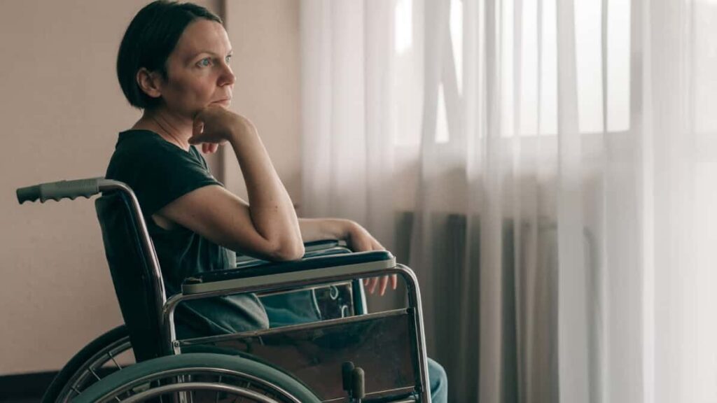 A woman with permanent disability is forced to pay 5,436.72 euros of personal income tax to the Treasury at once after having her pension blocked for 5 years: the Supreme Court confirms it