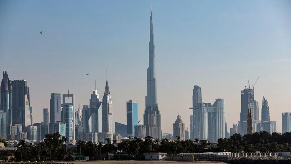 Should the State help influencers in Dubai who do not pay taxes in Spain?: this is what the law says