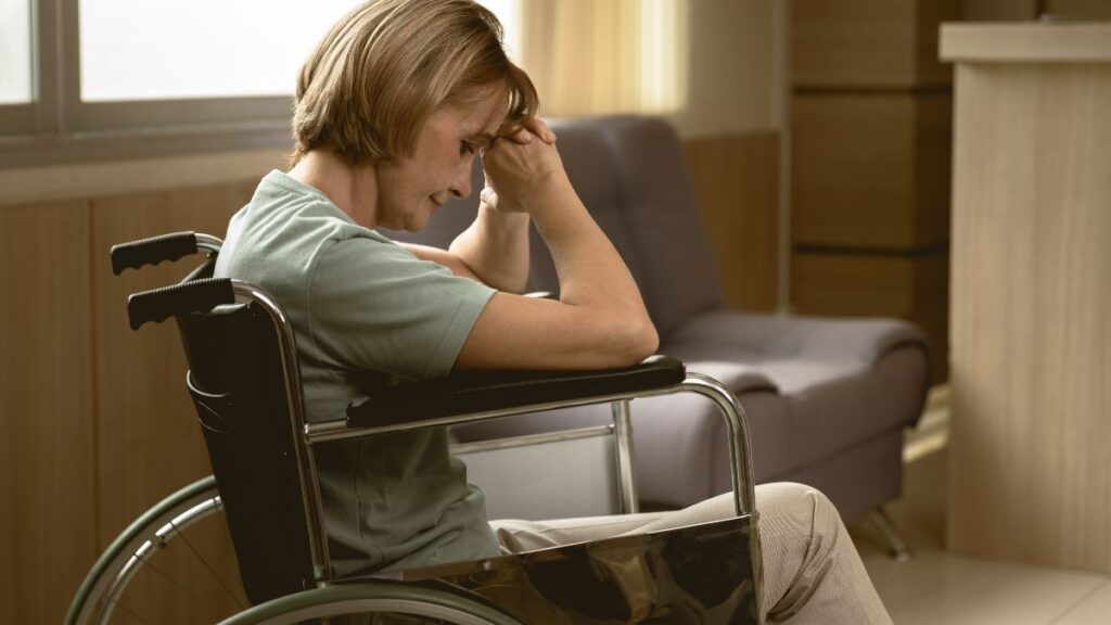 The Social Security medical courts are reviewing permanent disability pensions ex officio, even before the first two years