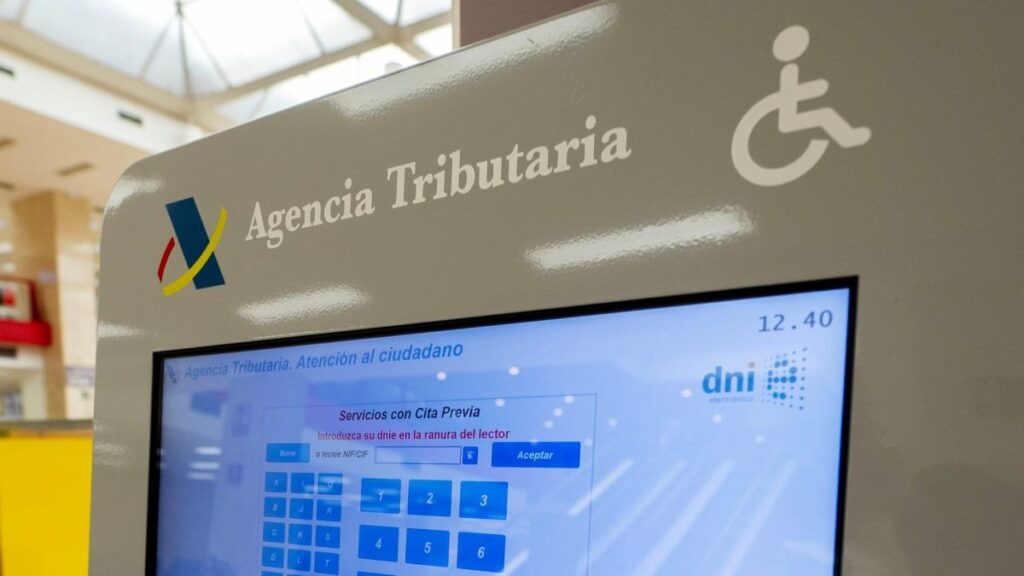 The Treasury can seize the payroll or pension of taxpayers with debts, but its withholdings cannot be applied to the SMI