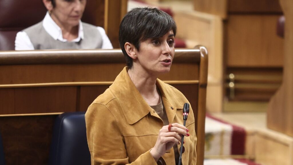 The rental law allows the contract to be extended up to 8 years: 3 extra years after the first 5 mandatory