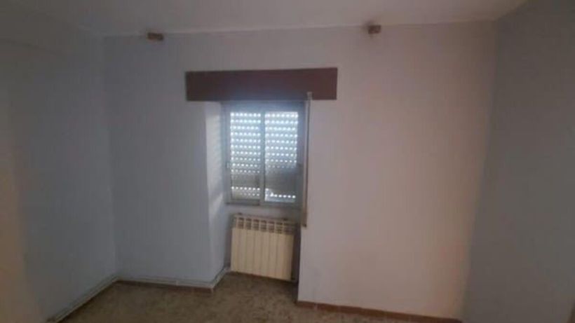 A room in the house put up for sale by CaixaBank in El Bonillo