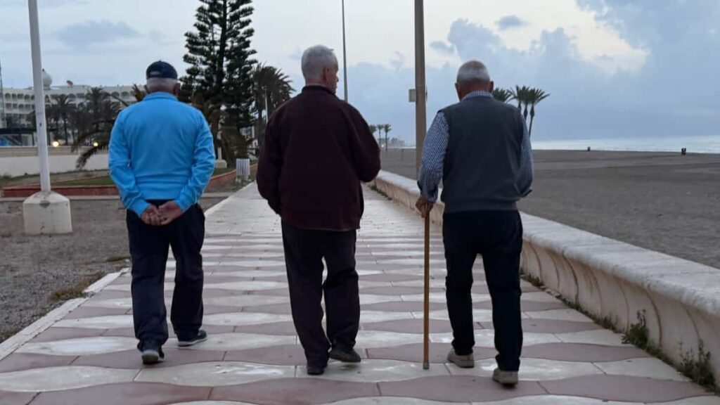 Retirees who receive 2,998.33 euros per month as a Social Security pension