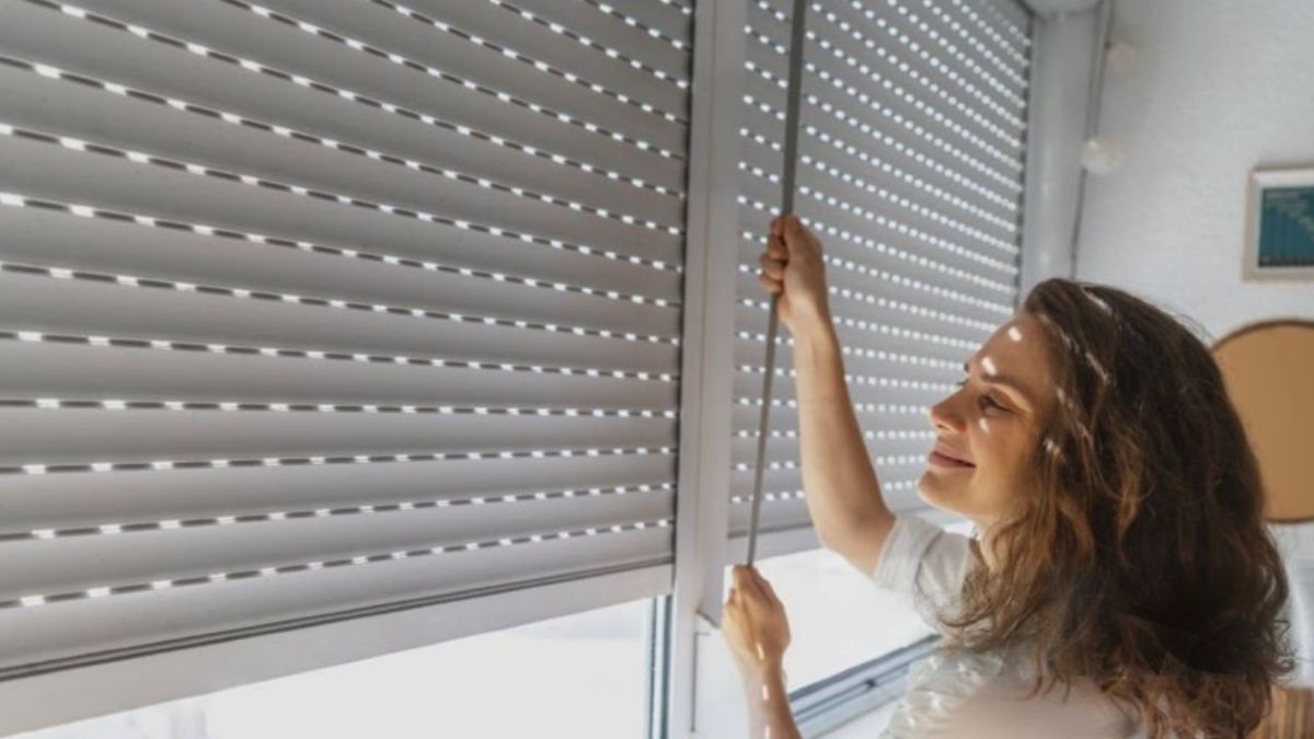 Architects agree: air entering through the blinds indicates an insulation failure that increases your electricity bill.