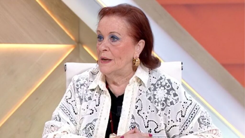 Charo (79 years old) receives a retirement pension and a widow's pension totaling 2,200 euros, but she refuses to feel privileged: "It seems little to me, I only ask for a worthy present"