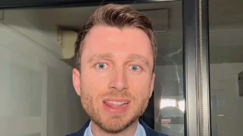 Labor lawyers agree: "A serious shoulder injury can give you 100% of your pension and is exempt from personal income tax."