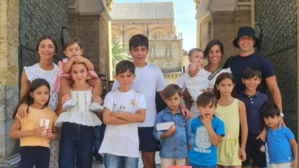 Raquel and Francisco, parents of 12 children: “We spend about 40,000 euros a year and the supermarket has doubled in five years”