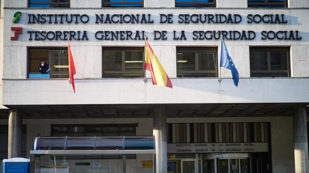 Social Security reduces the permanent disability of a worker after Justice ordered her to be granted absolute disability and the Supreme Court forced her to pay her pension since 2019