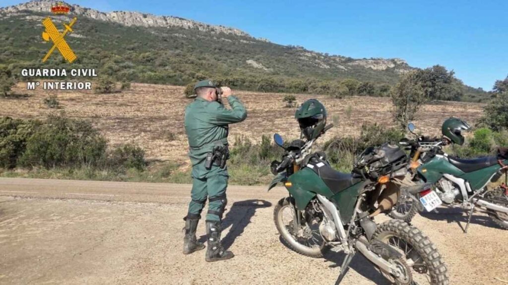 The Civil Guard warns farmers of what is happening in the field: "Don't leave the keys in..."