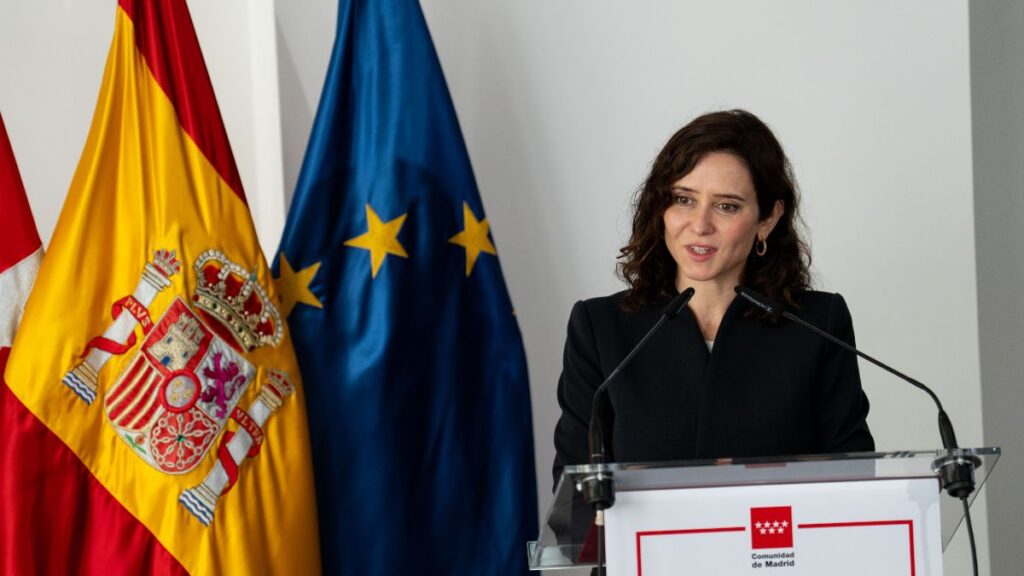 The Community of Madrid will pay up to 75% of the salary of laid-off workers until their retirement