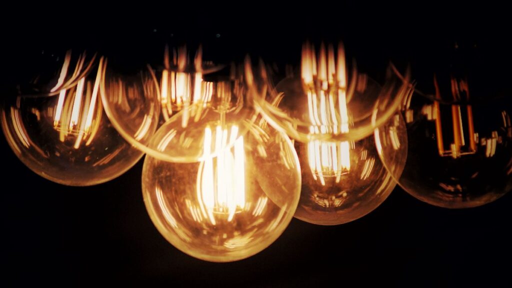 The price of electricity today Saturday, May 2, 2026 at the PVPC: the cheapest and most expensive hours
