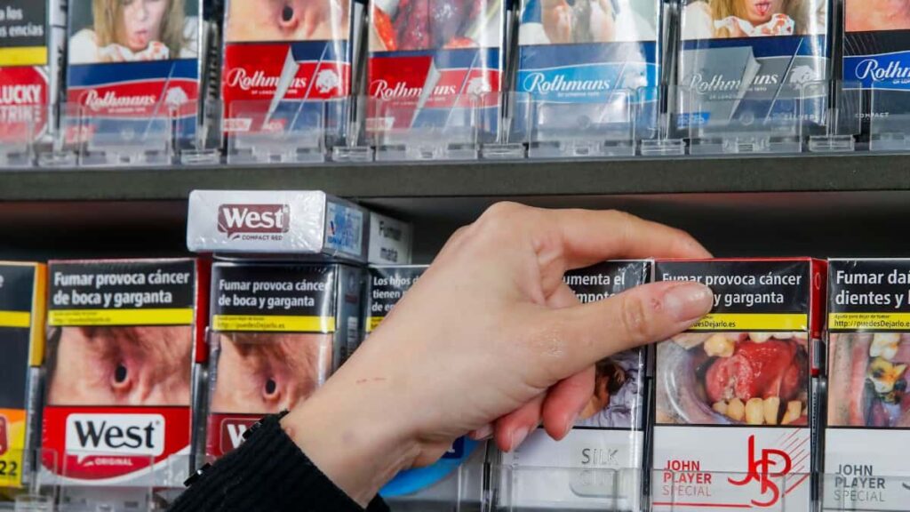 The BOE confirms the new price of tobacco in tobacconists starting this Saturday and affecting 10 well-known brands