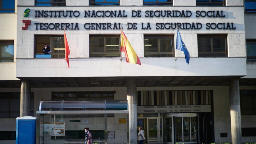 Social Security pays 1,254.41 euros to 1,061,553 beneficiaries of the Permanent Disability pension
