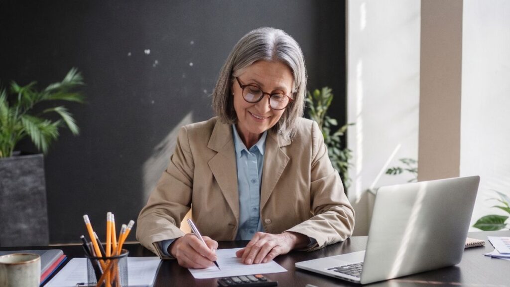 A 50-year-old tax advisor admits that she works up to 60 hours a week: “I earn more than 11,000 euros a month, plus the bonus”