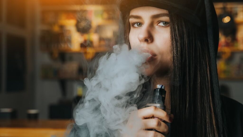 The use of alternative products to tobacco could save millions of euros for Health
