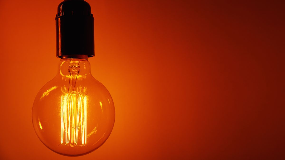 The price of electricity today, Wednesday, May 20, at the PVPC rises and 4 strips are paid for more than 200 euros