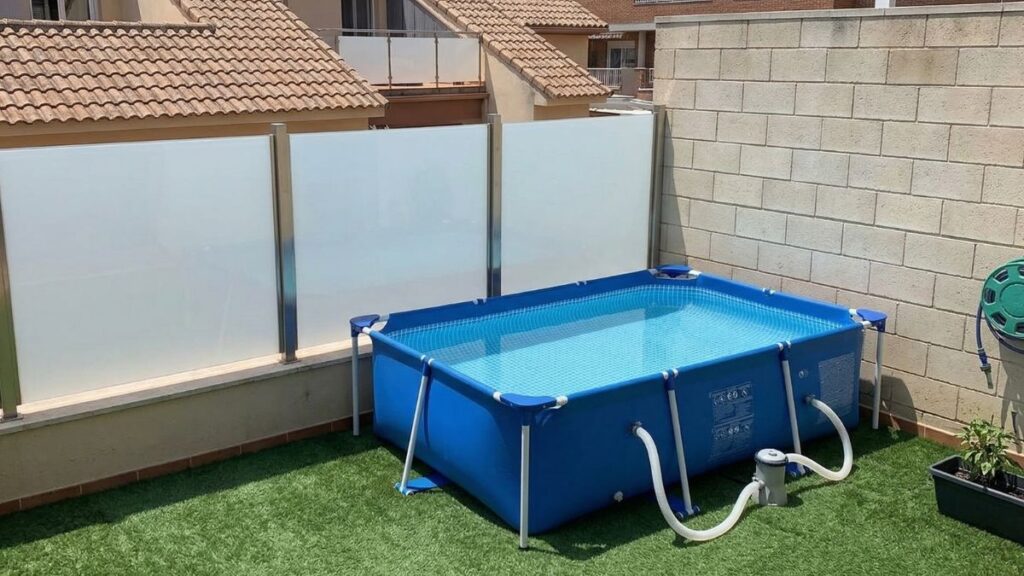 Confirmed by the horizontal property law: the neighborhood association can force you to remove the inflatable pool from the terrace