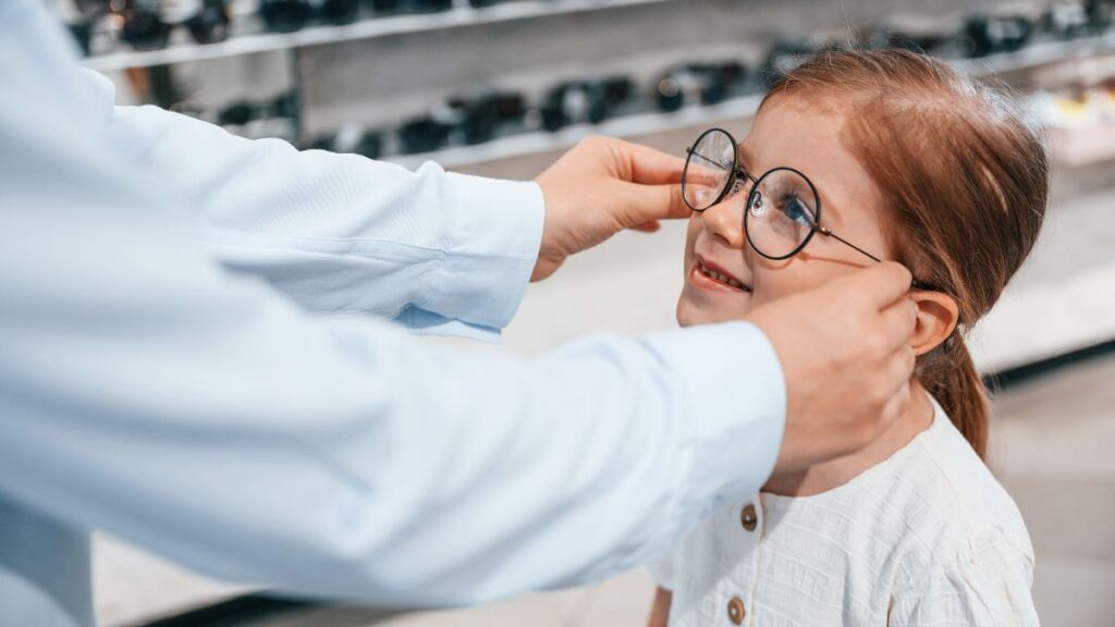 It's official: the new requirements for families to request aid of up to 100 euros for glasses and contact lenses for their children up to 16 years old