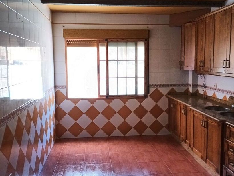 Kitchen of the CaixaBank home for sale | Building Center