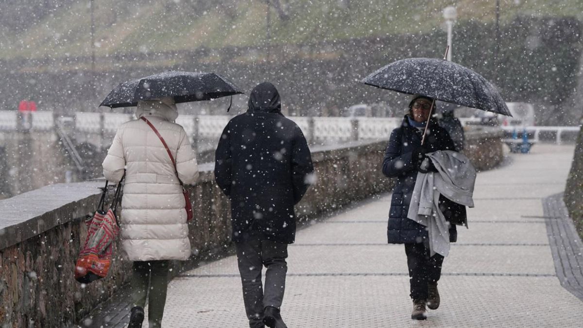 Aemet confirms an extraordinary thermal collapse: snow and polar air suddenly cut the Saharan heat in Spain