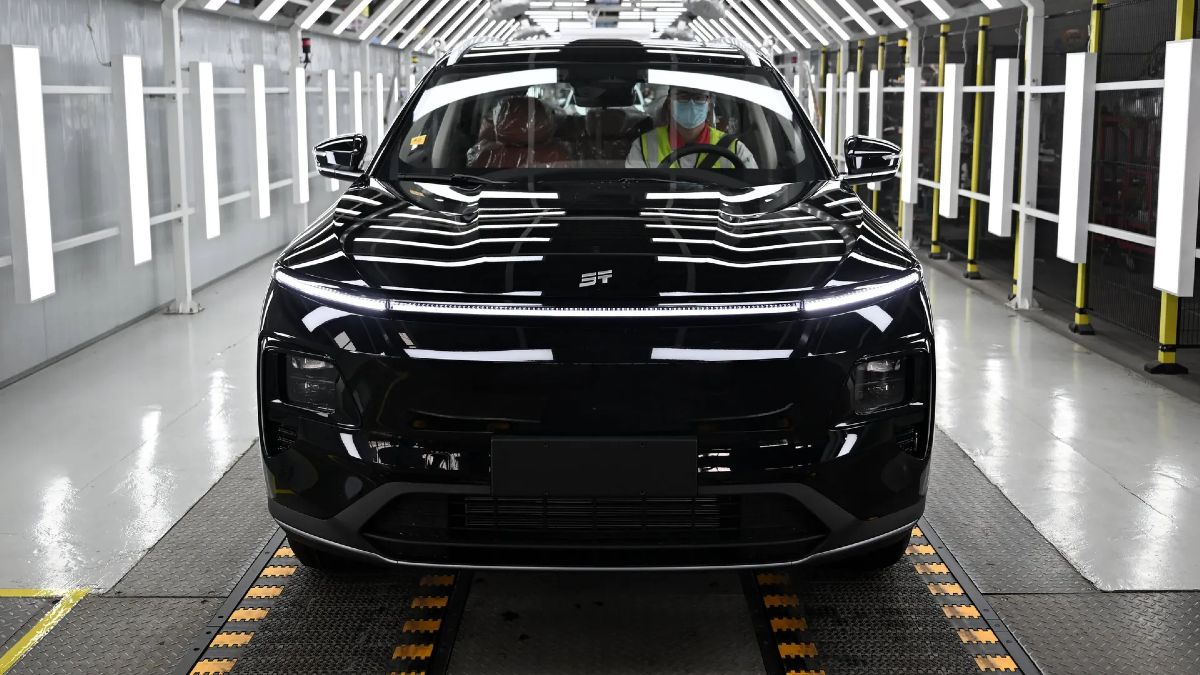 China is creating a disposable car: after 2 years it is garbage