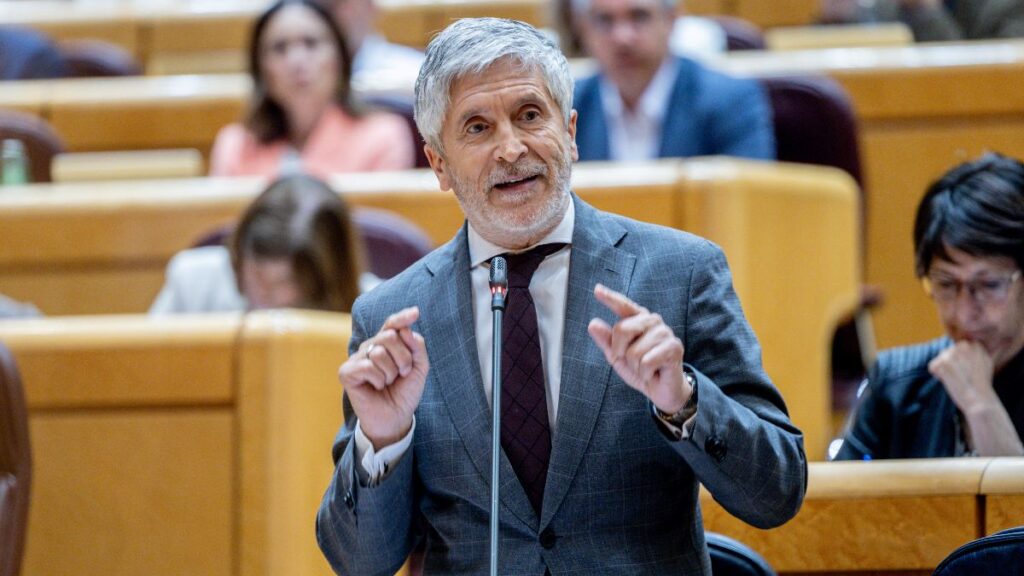 Negotiations begin between the Government and unions to advance the retirement age for National Police and Civil Guard agents
