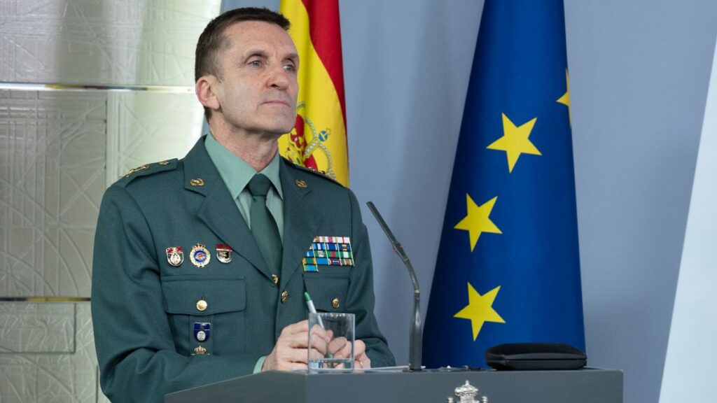 The Civil Guard warns about the photos you upload to social networks: “Sometimes, important information is in the background”