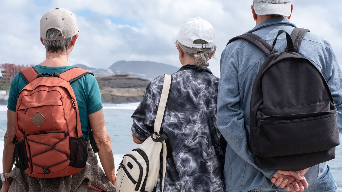 Imserso publishes a list with all the free places in the Social Tourism Program: destinations such as Barcelona, Benidorm or Almería at reduced prices