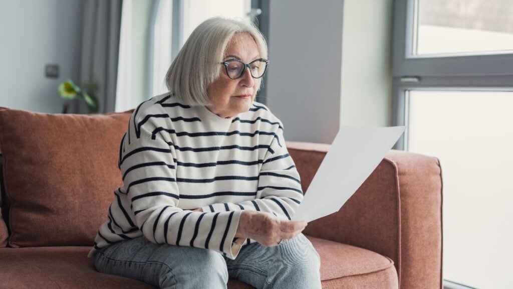 Are contributory and non-contributory pensions compatible? Yes, but only if your own income does not reach 8,803.20 euros per year