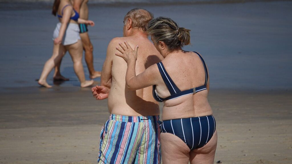 Changing the province or date can allow retirees to get a place in the Imserso even if they are sold out