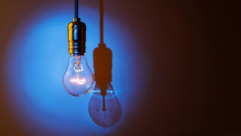 The price of electricity for Monday, October 27, 2026: the cheapest and most expensive hours