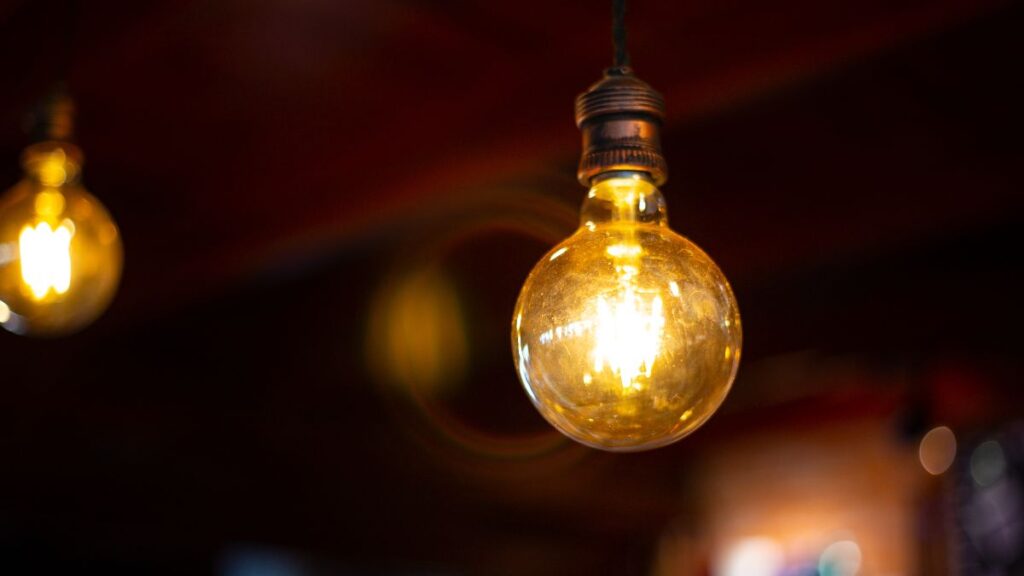 The price of electricity rises this Thursday, October 29 and at 1 p.m. it will be above 200 euros