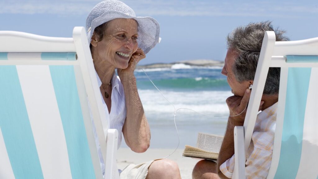 They ask retirees and pensioners to keep the documentation of Imserso trips and report incidents